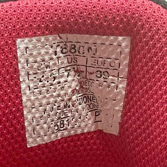 ASICS Gel Fuji Attack 5 Women's 7 1/2 Black Pink Green Sneakers 572:J.3.1 - Picture 13 of 13